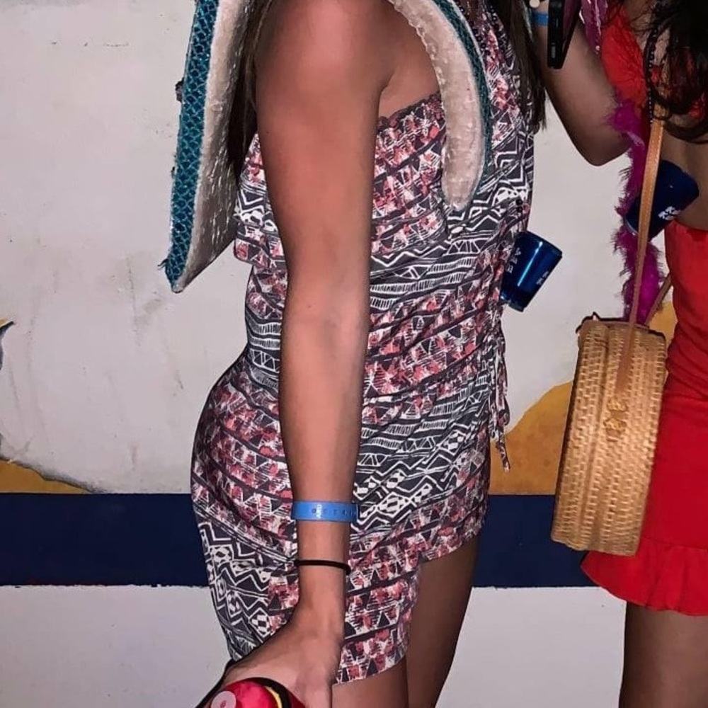 Patterned romper - Picture 2 of 10